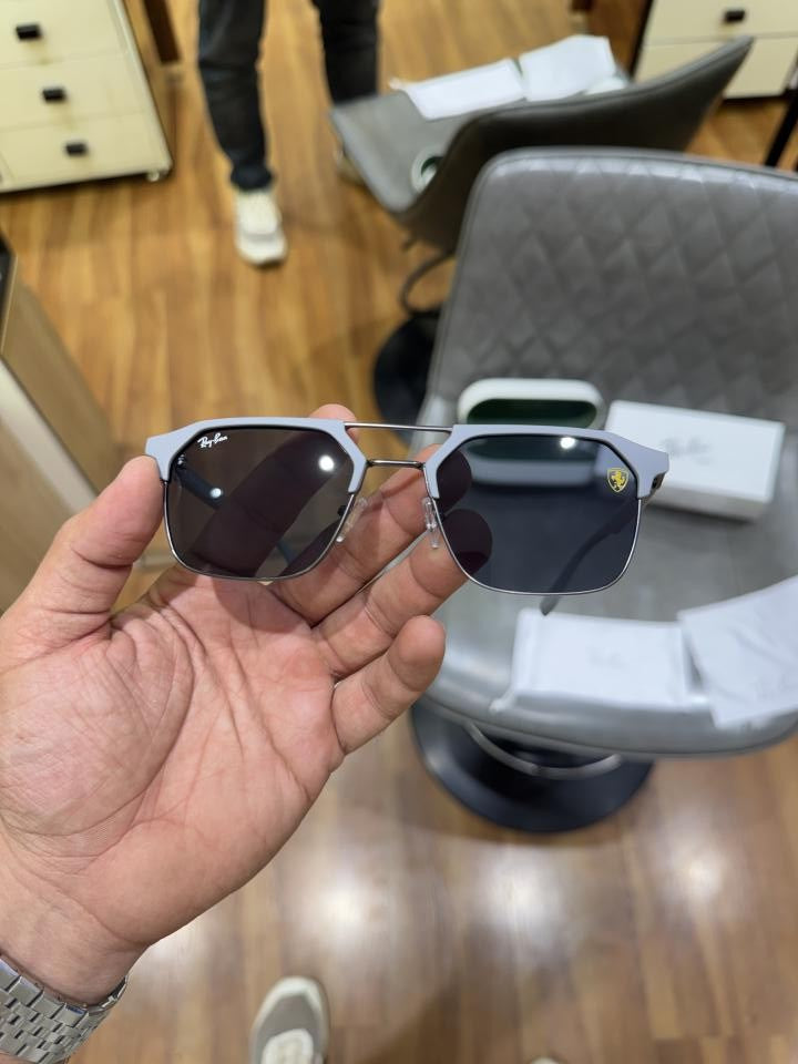 Ray Ban Black Sunglass For Daily Causal Evergreen UV Protected For Unisex