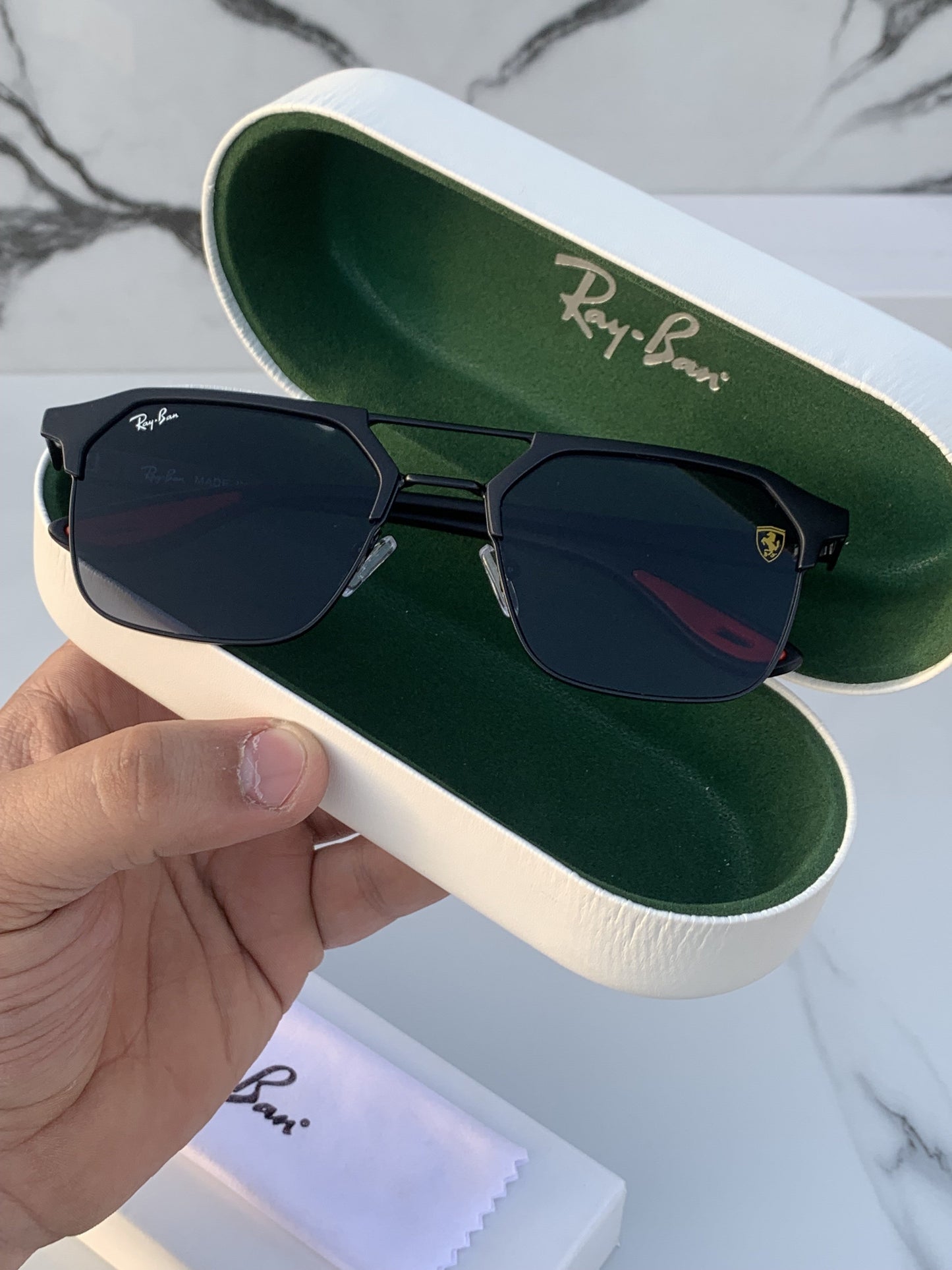Ray Ban Premium Sunglass For Daily Causal Evergreen UV Protected For Unisex