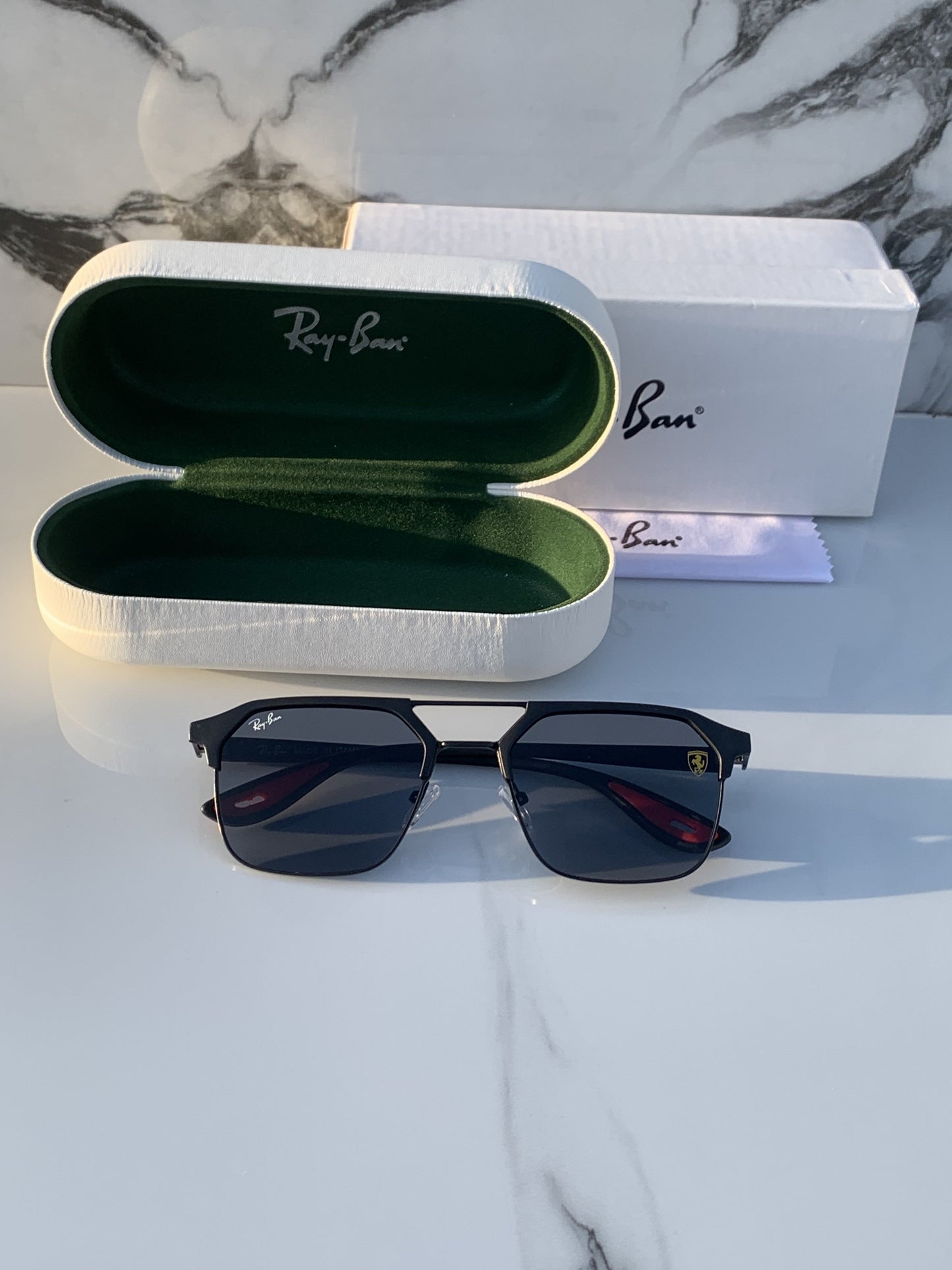 Ray Ban Premium Sunglass For Daily Causal Evergreen UV Protected For Unisex